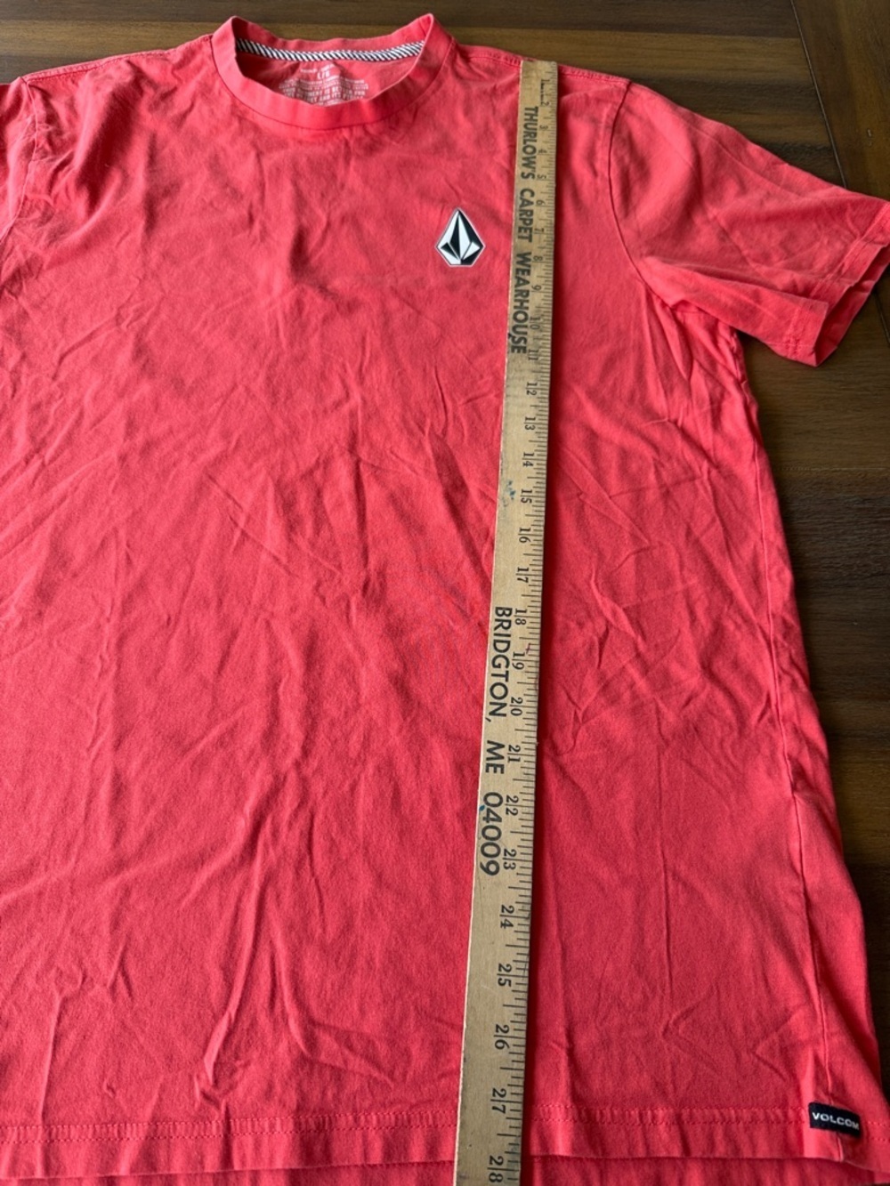 Volcom Red Crewneck T‑Shirt with Small Stone Logo - Picture 4 of 8